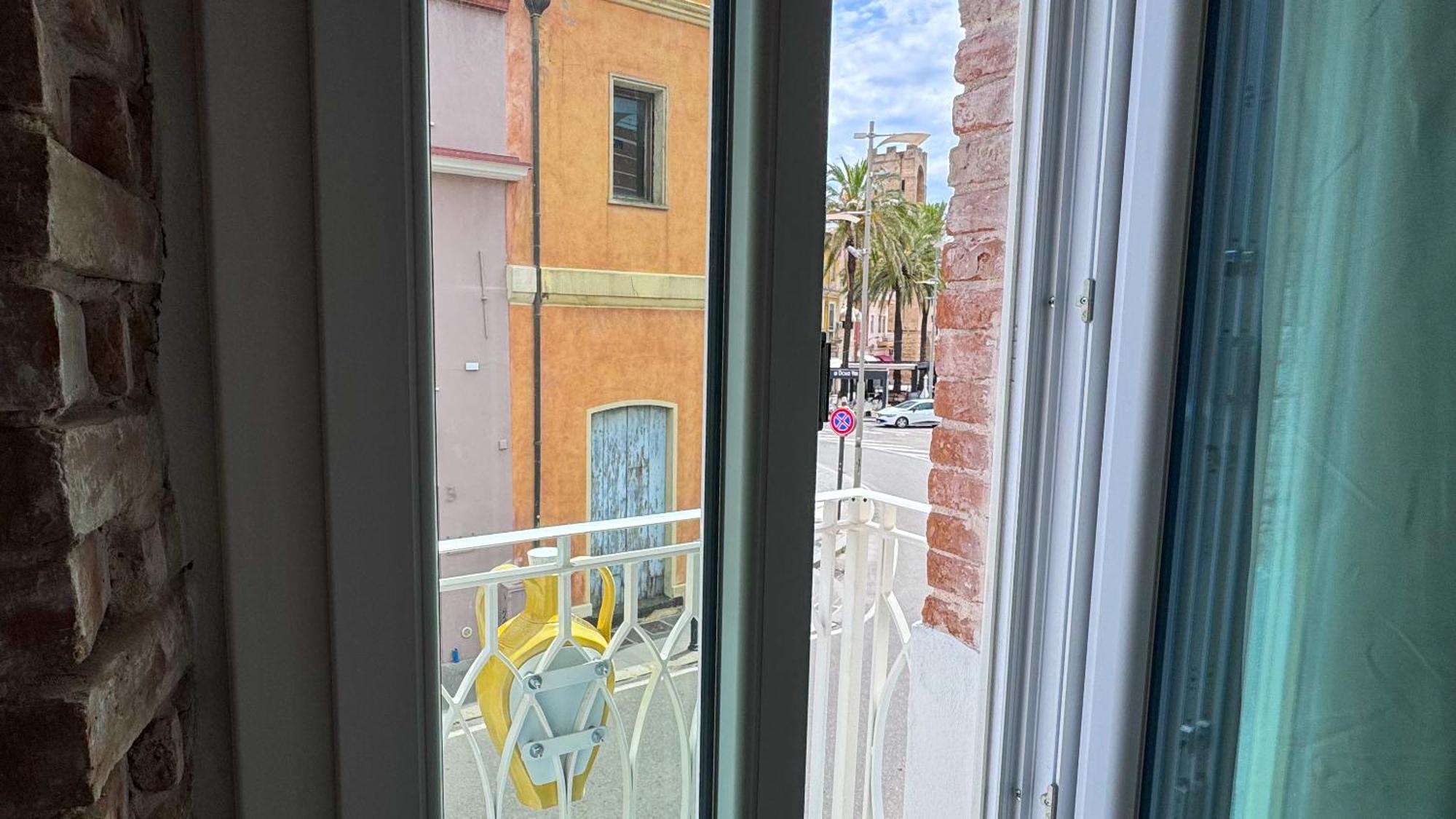 Ceramic Rooms Oristano Exterior photo